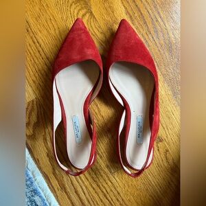 M.M.LaFleur Federica 2.0 flat in red suede. Size 37.5